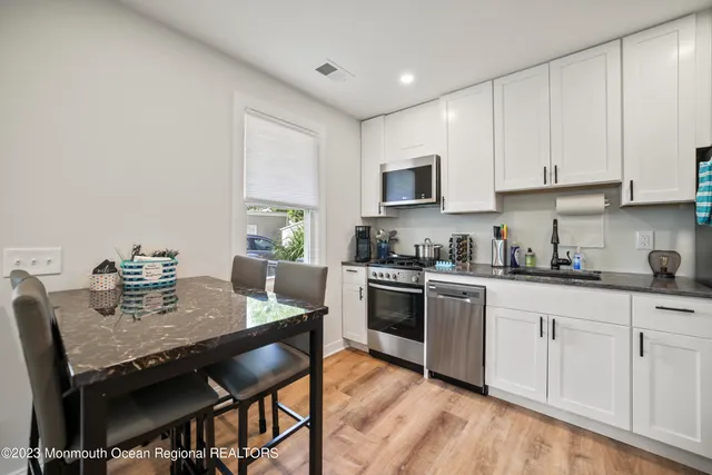 $2,000 | 110 11th Avenue, Unit REAR EAST, Belmar, NJ 07719