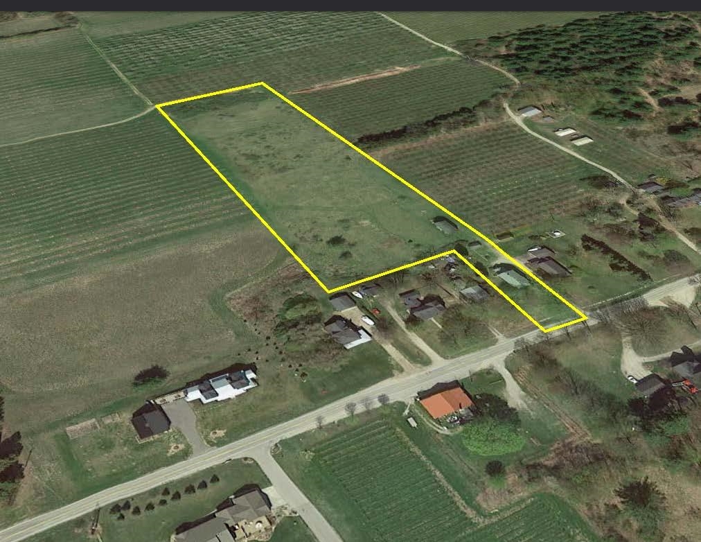18293 Mission Road Traverse City, MI 49686 - Photo 36 of 52 1902282-36.JPG