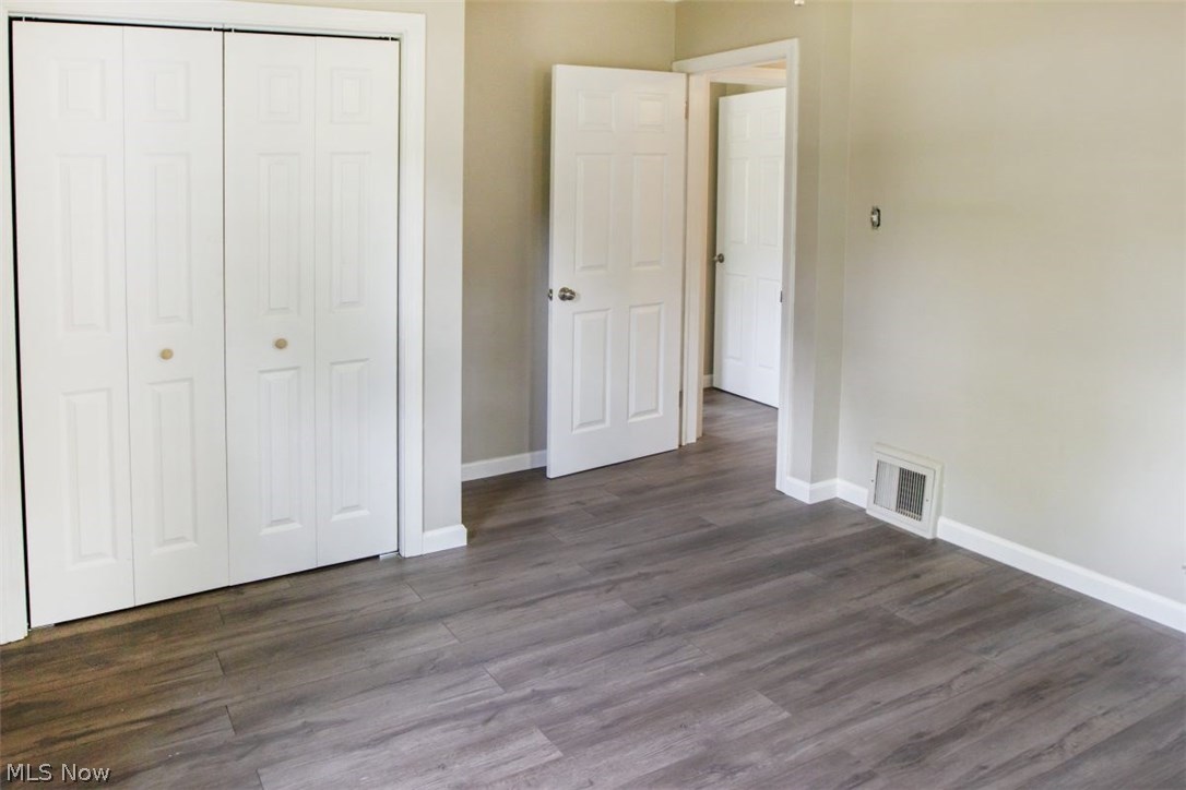 316 Pembroke Road Akron, OH 44333 - Photo 10 of 15 Gallery Image 10