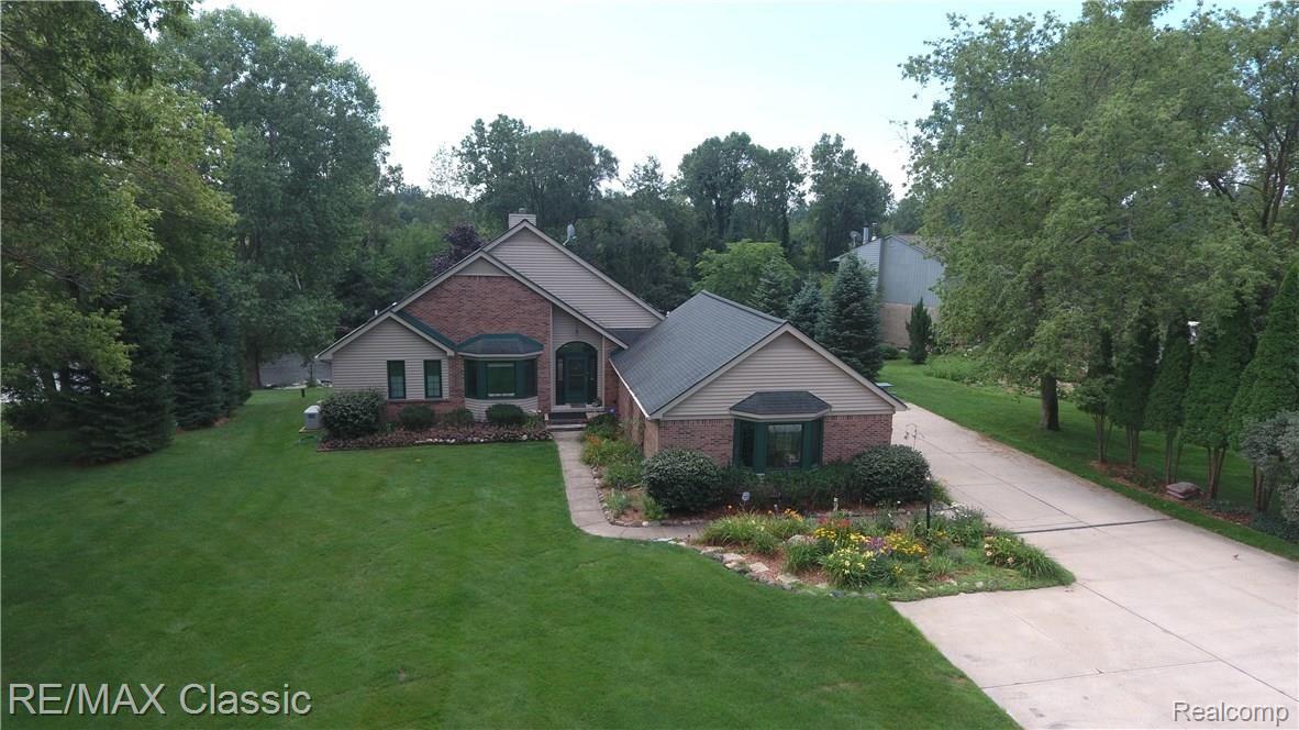 2280 Ford Road White Lake, MI 48383 - Photo 71 of 82 2280 Ford Rd8.JPG