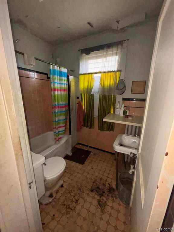 8056 Lynch Road Detroit, MI 48234 - Photo 18 of 31 Gallery Image 18