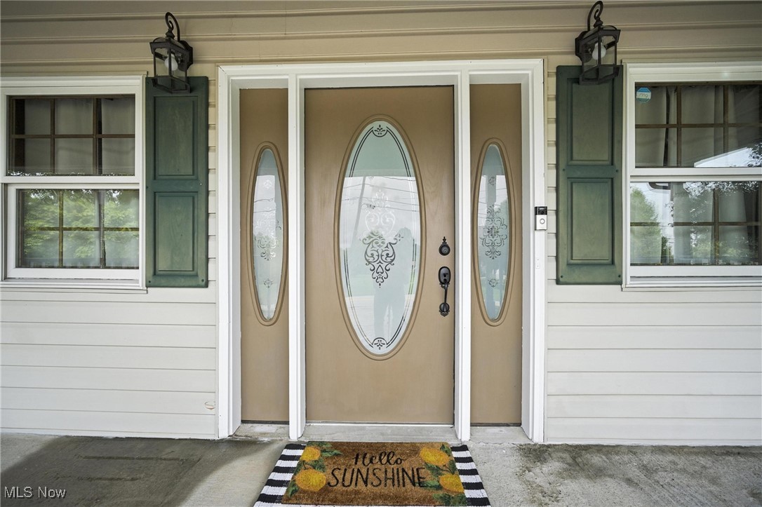 1371 Spider Ridge Road Parkersburg, WV 26104 - Photo 3 of 48 Entrance to property featuring covered porch