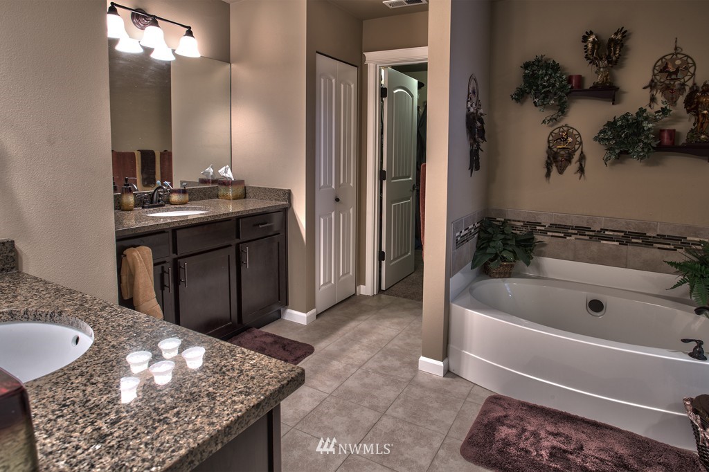 21226 Southeast 259th Street Maple Valley, WA 98038 - Photo 16 of 25