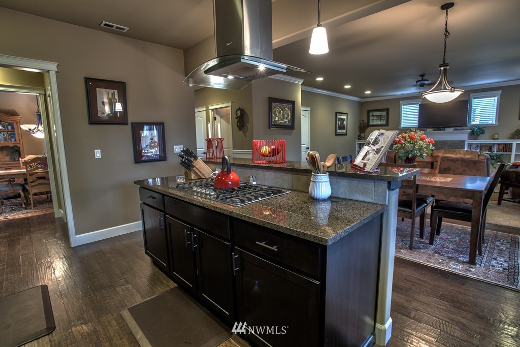 21226 Southeast 259th Street Maple Valley, WA 98038 - Photo 8 of 25