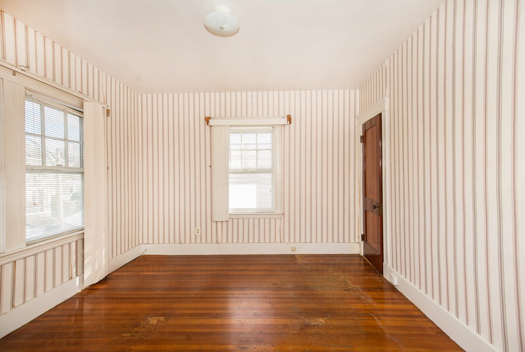 204 Maple Street Boston, MA 02132 - Photo 19 of 30