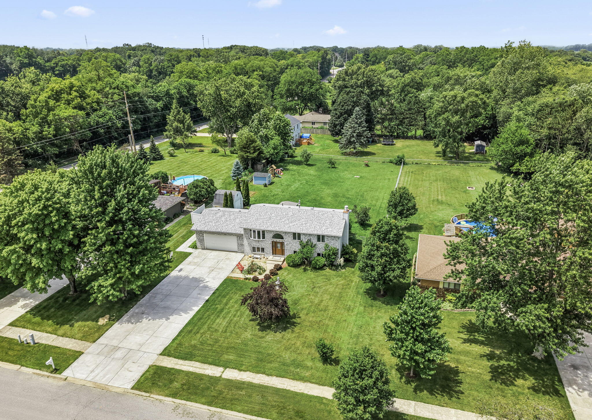 9272 Vigo Street Crown Point, IN 46307 - Photo 25 of 29 2048x1453