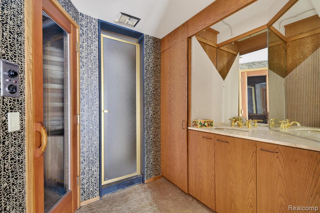 2551 Patterson Lake Road Pinckney, MI 48169 - Photo 65 of 95