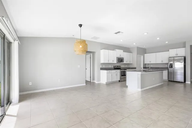 $2,395 | 190 Rain Berry Avenue, Ruskin, FL 33570