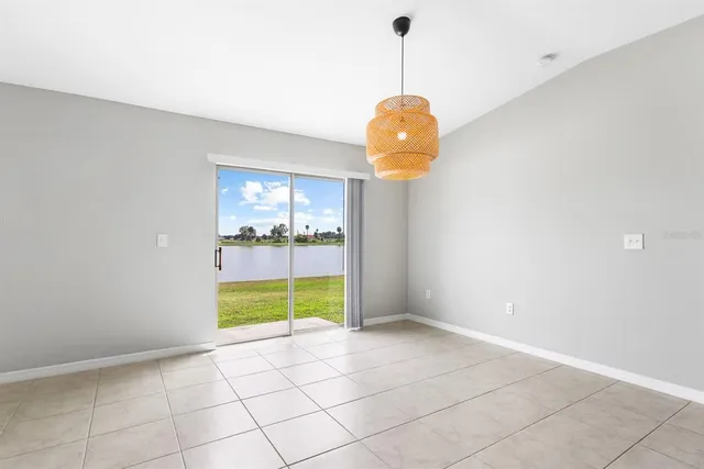 $2,395 | 190 Rain Berry Avenue, Ruskin, FL 33570