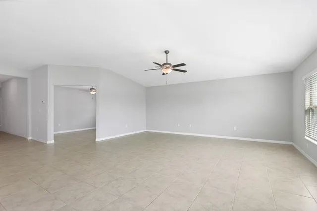 $2,395 | 190 Rain Berry Avenue, Ruskin, FL 33570