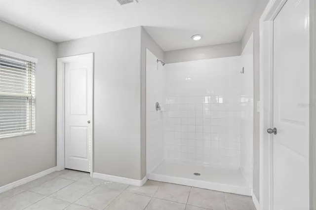 $2,395 | 190 Rain Berry Avenue, Ruskin, FL 33570