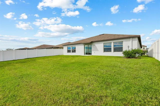 $2,395 | 190 Rain Berry Avenue, Ruskin, FL 33570