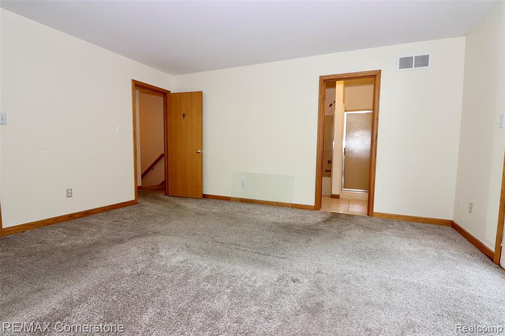 3064 Rivers Edge Drive Wayne, MI 48184 - Photo 15 of 28 Gallery Image 15