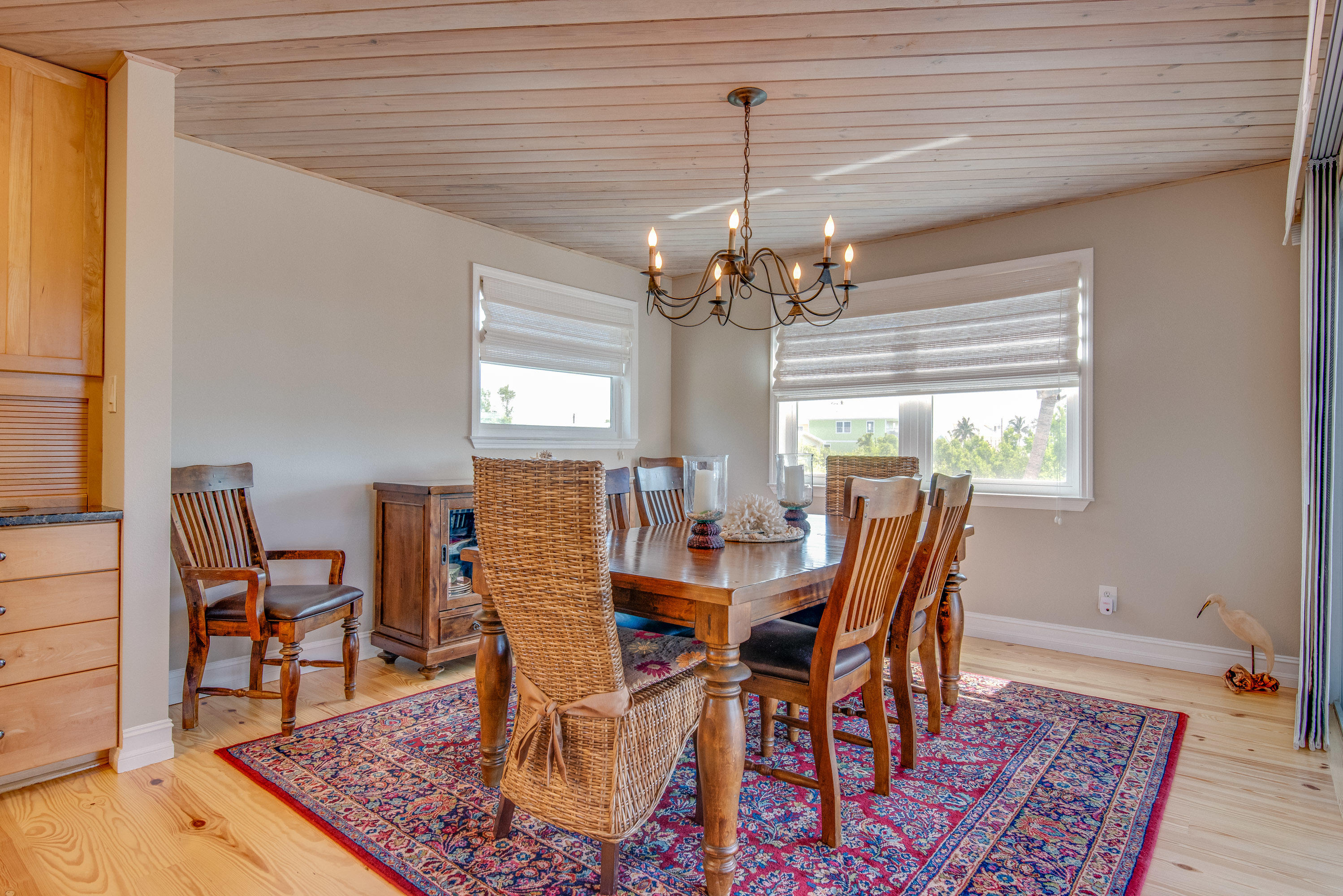 489 Blackbeard Road Summerland Key, FL 33042 - Photo 11 of 40 dining area