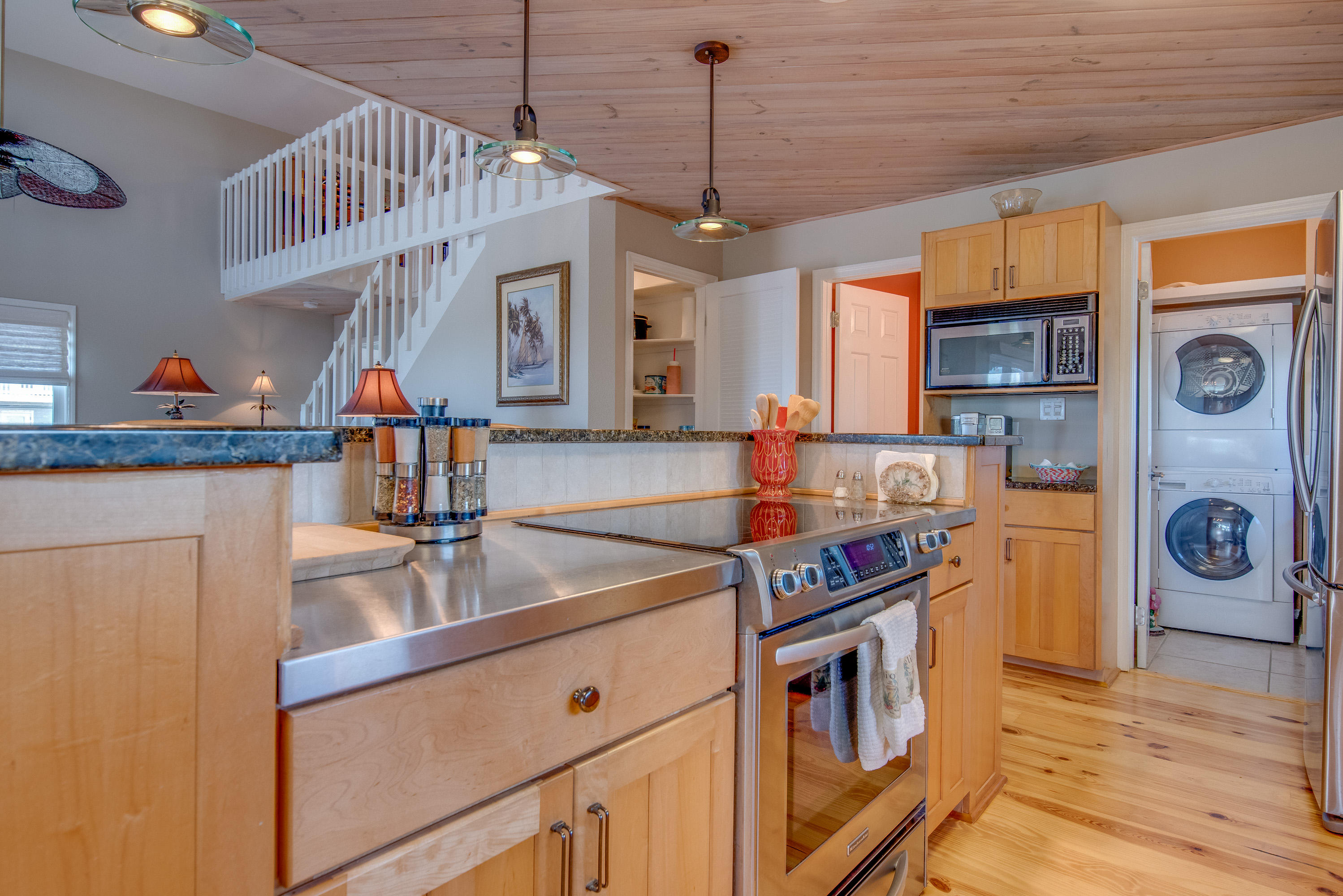 489 Blackbeard Road Summerland Key, FL 33042 - Photo 15 of 40 kitchen