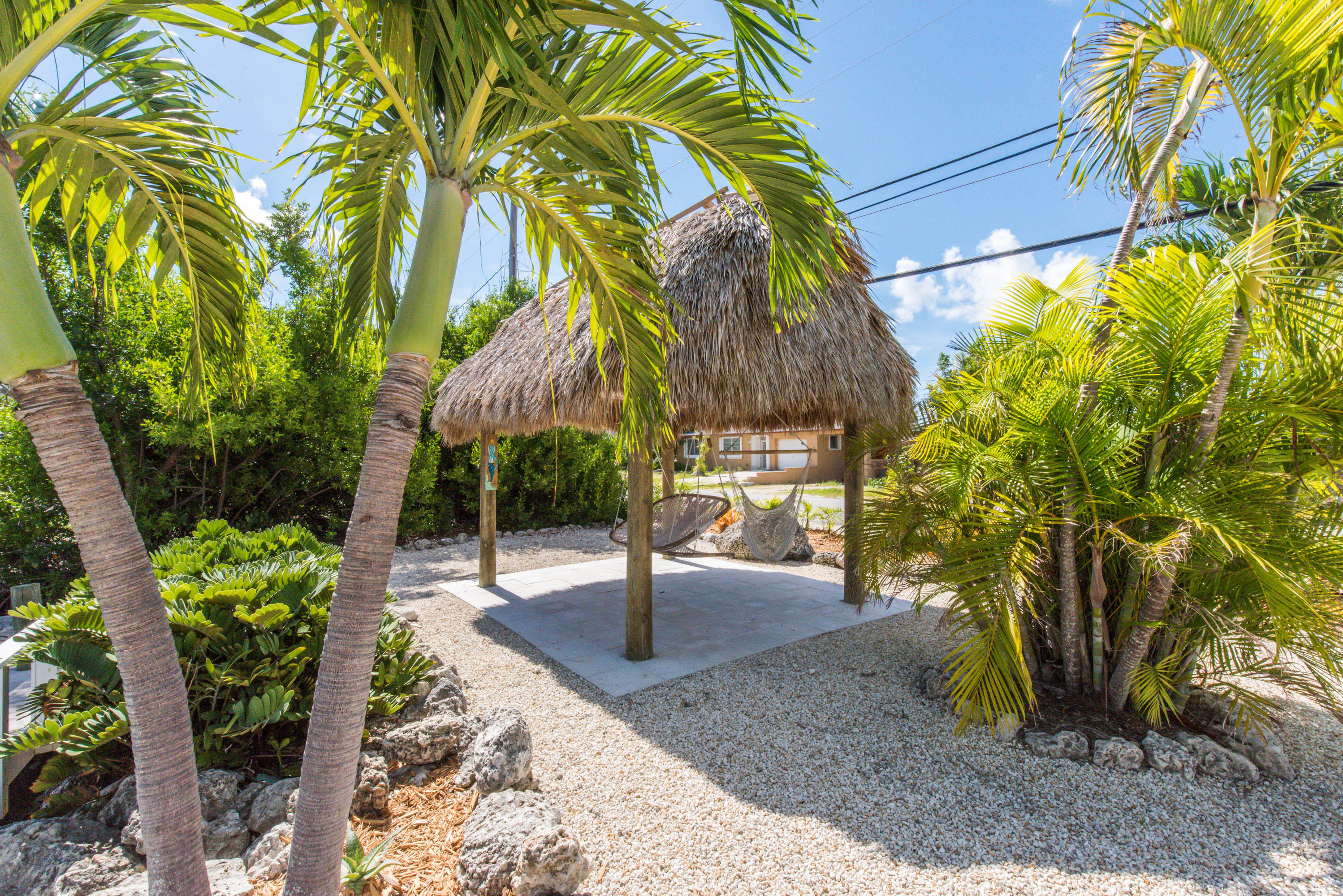 489 Blackbeard Road Summerland Key, FL 33042 - Photo 38 of 40 tiki