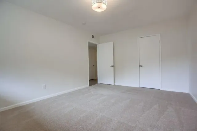 $3,100,000 | 7255 Via Capri, La Jolla, CA 92037