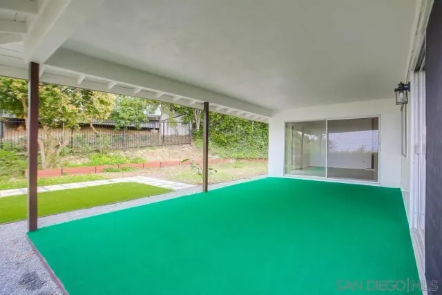 $3,100,000 | 7255 Via Capri, La Jolla, CA 92037