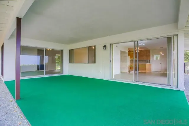 $3,100,000 | 7255 Via Capri, La Jolla, CA 92037