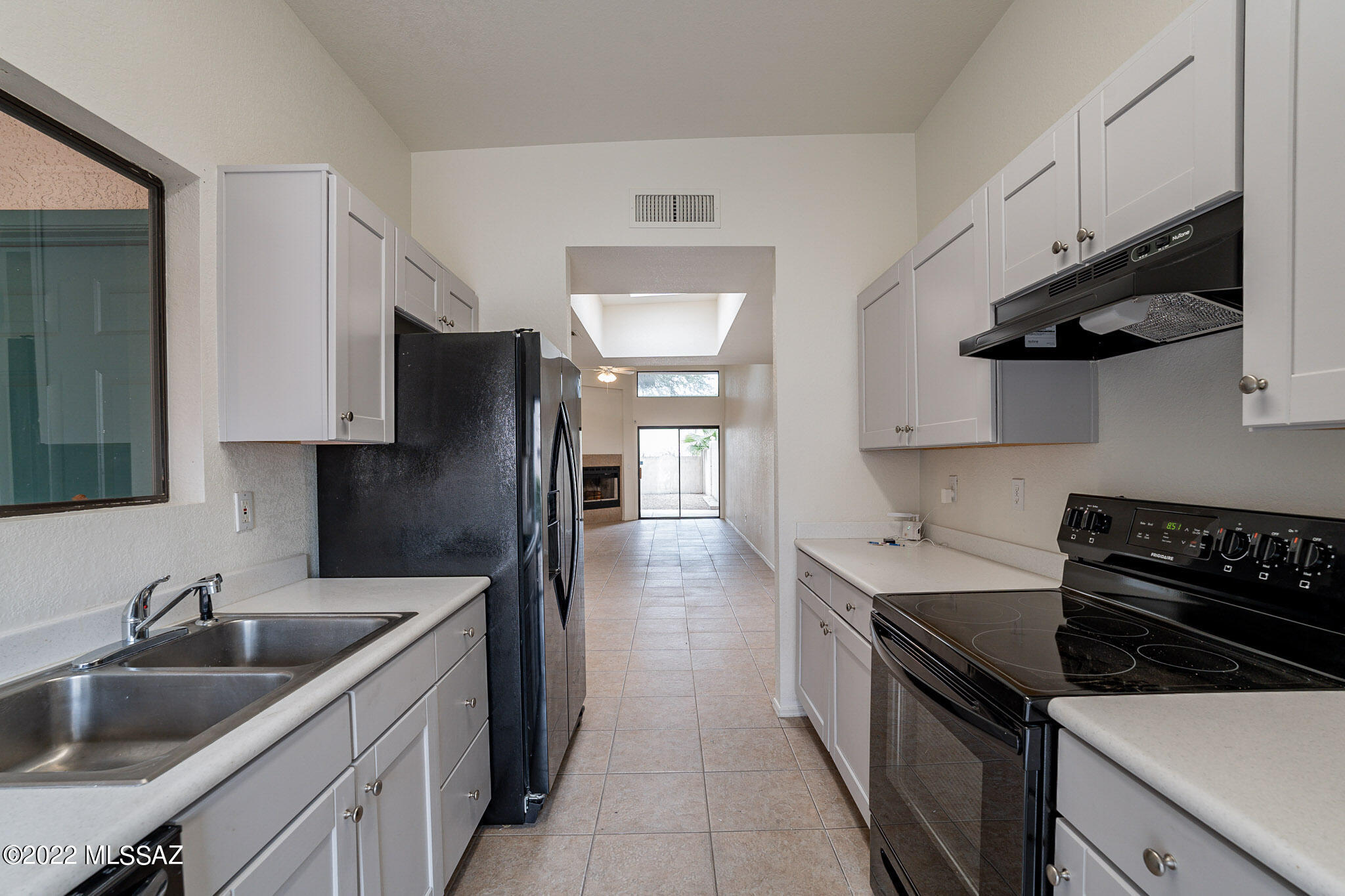 4937 North Valle Road Tucson, AZ 85750 - Photo 5 of 33