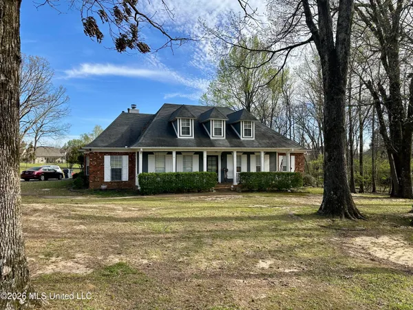 $405,000 | 1245 Thousand Oaks Drive, Hernando, MS 38632