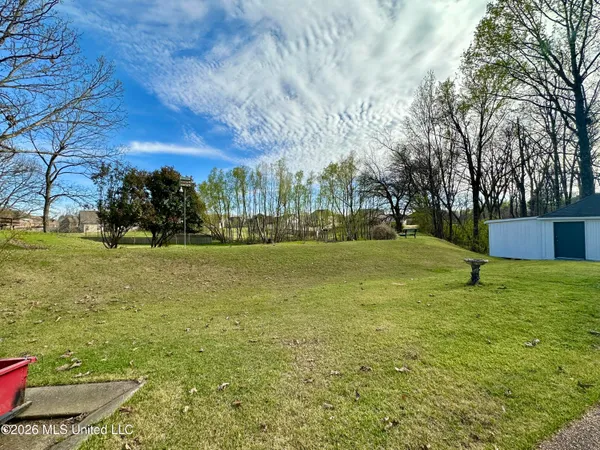 $405,000 | 1245 Thousand Oaks Drive, Hernando, MS 38632