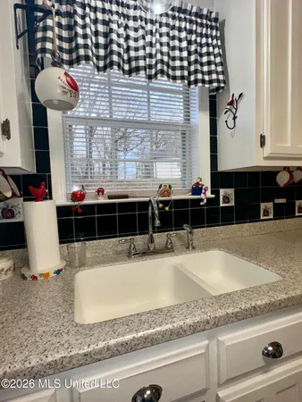 $405,000 | 1245 Thousand Oaks Drive, Hernando, MS 38632