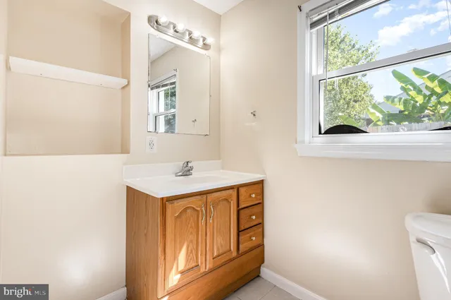 $3,200 | 3430 Little Hunting Creek Drive, Alexandria, VA 22309