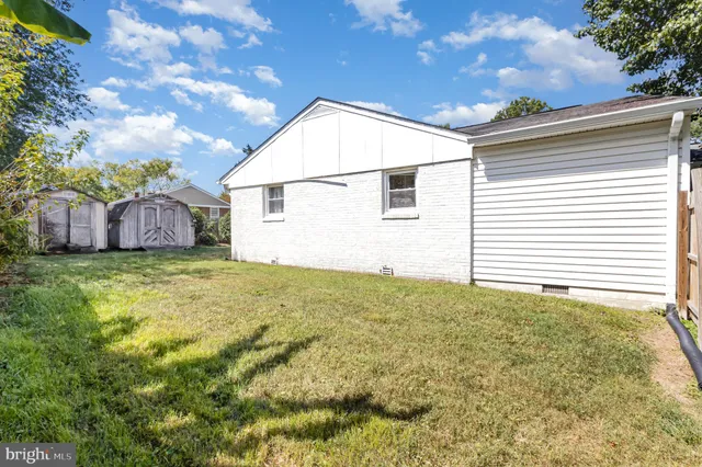 $3,200 | 3430 Little Hunting Creek Drive, Alexandria, VA 22309