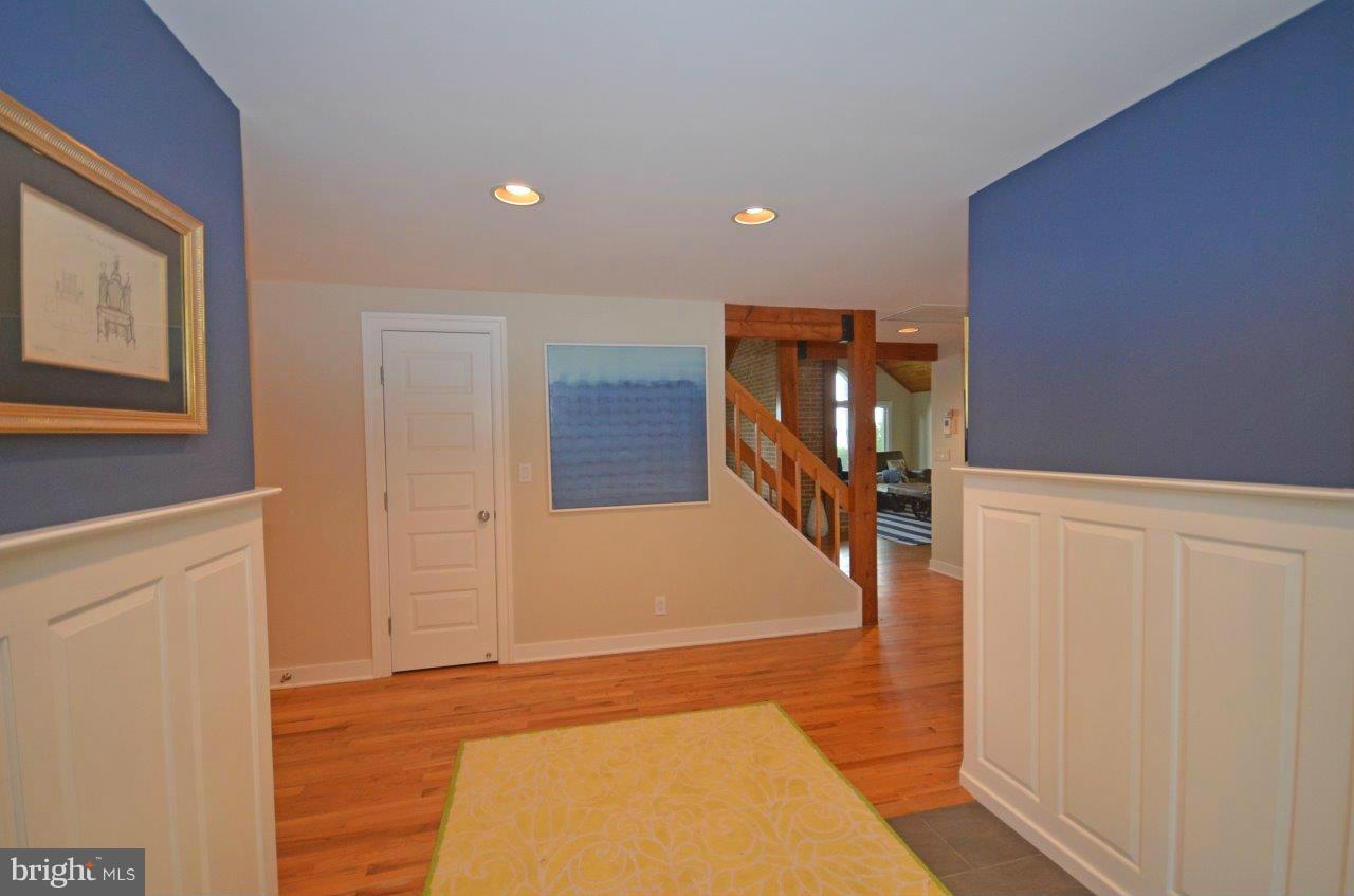 6662 Bozman Neavitt Road Bozman, MD 21612 - Photo 11 of 30 Foyer