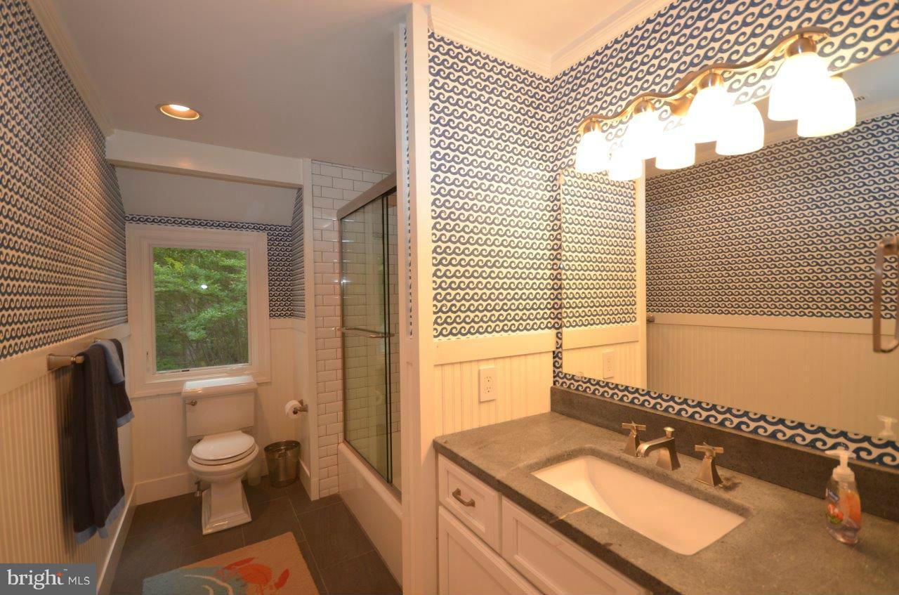 6662 Bozman Neavitt Road Bozman, MD 21612 - Photo 30 of 30 Bath 2nd floor