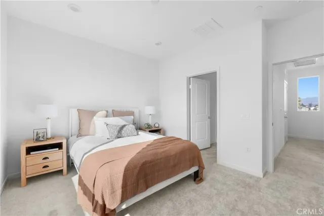 $659,990 | 9423 North Sepulveda Boulevard, Unit 2, North Hills, CA 91343