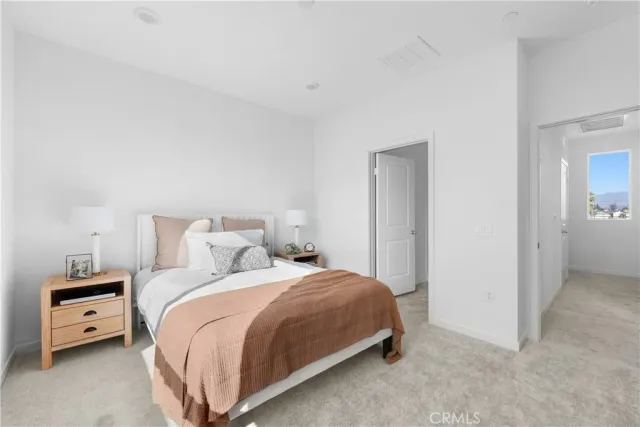 $659,990 | 9423 North Sepulveda Boulevard, Unit 2, North Hills, CA 91343