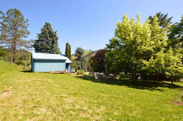 $128,000 | 415 West Waskey Street, Peck, ID 83545