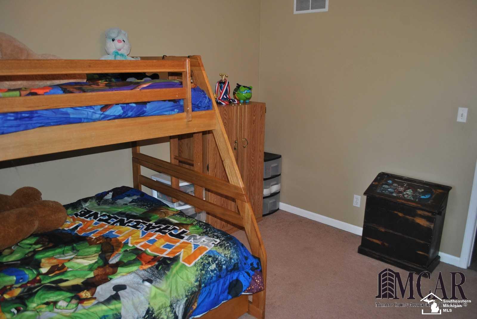 4749 East Dunbar Road Monroe, MI 48161 - Photo 23 of 37 21477087-22.JPG