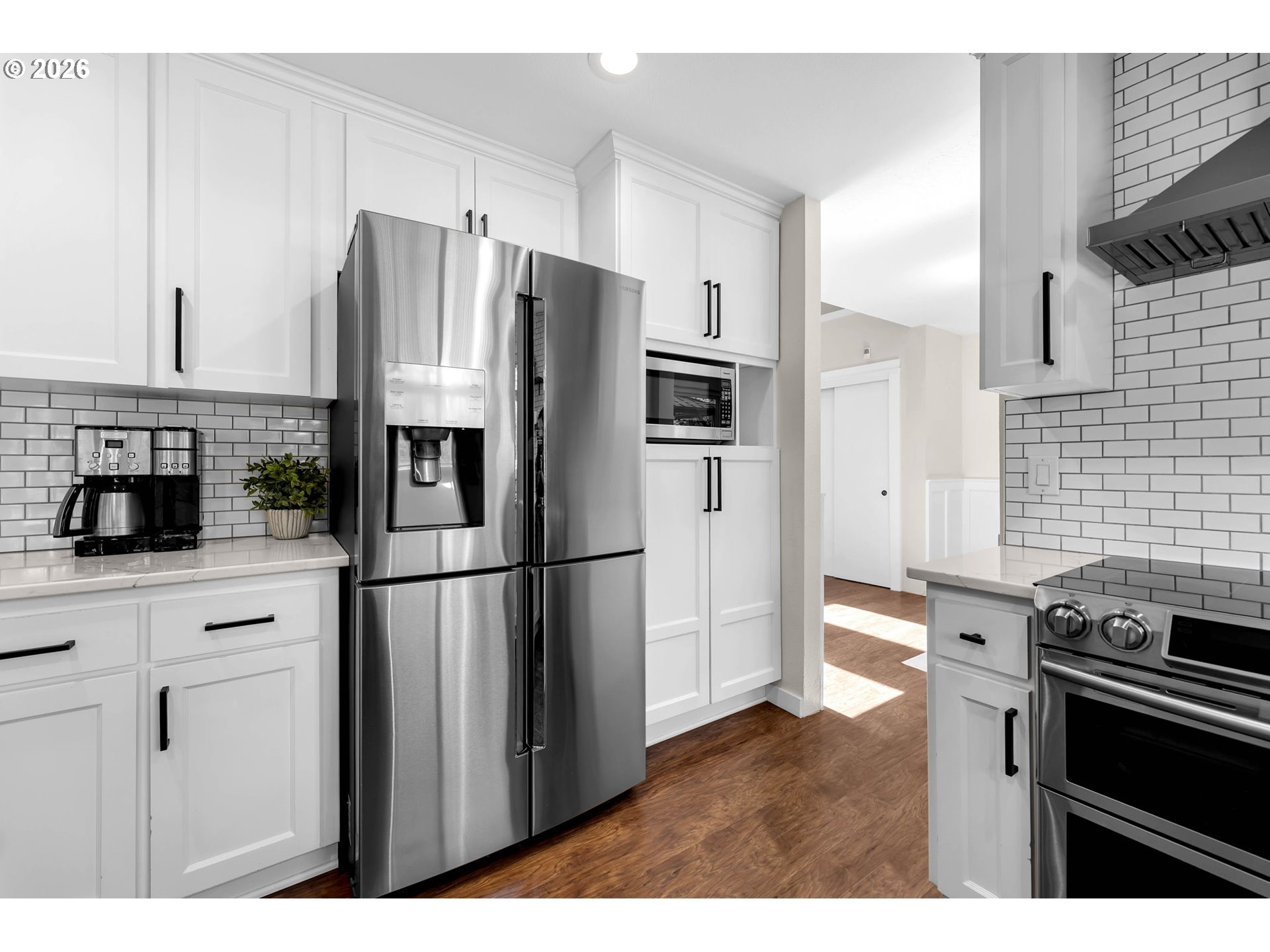 9047 Southwest Reiling Street Portland, OR 97224 - Photo 15 of 48