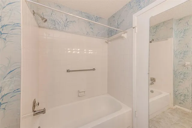 $255,000 | 6070 80th Street North, Unit 415, St. Petersburg, FL 33709