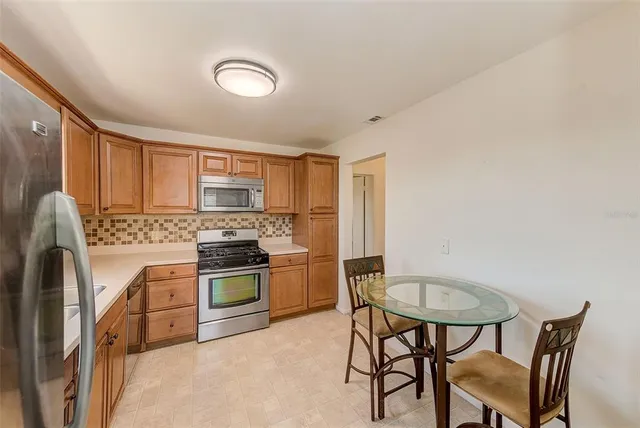 $255,000 | 6070 80th Street North, Unit 415, St. Petersburg, FL 33709