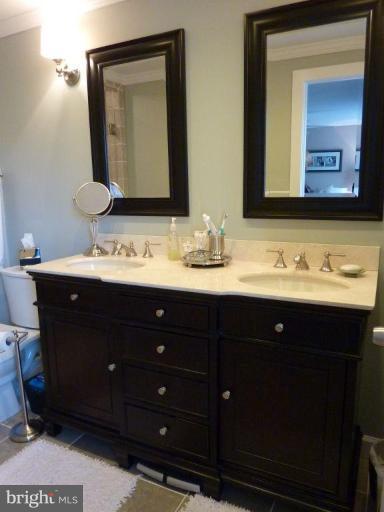 5471 Vantage Point Road Columbia, MD 21044 - Photo 14 of 20 Master Bath