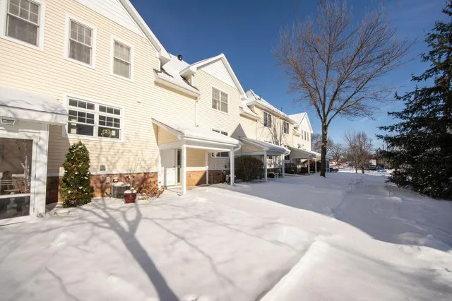 $269,000 | 5735 Village Trail, Mound, MN 55364