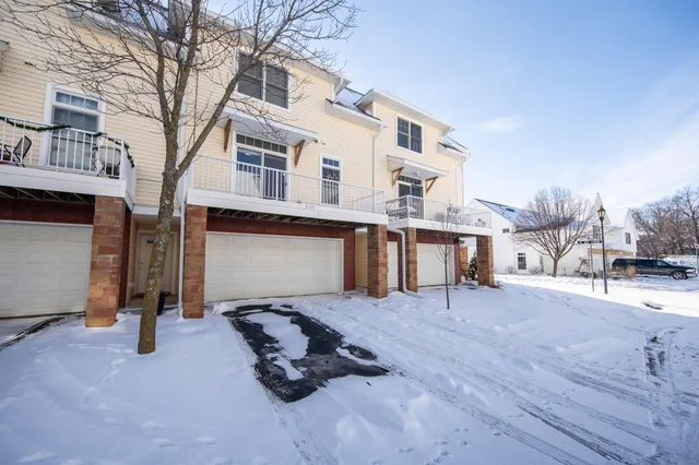 $269,000 | 5735 Village Trail, Mound, MN 55364