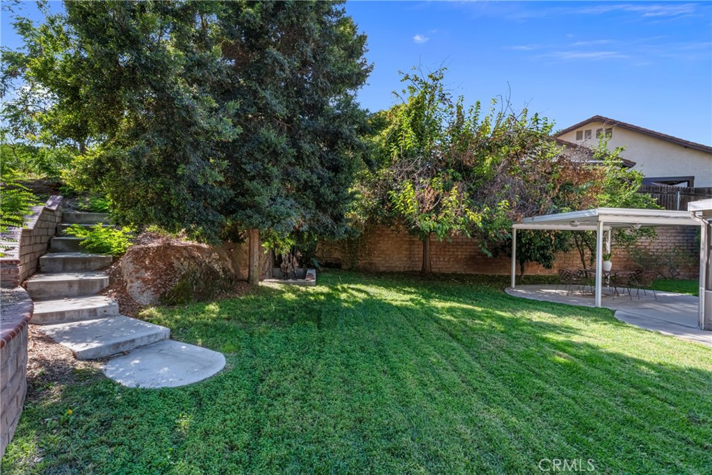 5165 Pearblossom Drive Riverside, CA 92507 - Photo 10 of 75