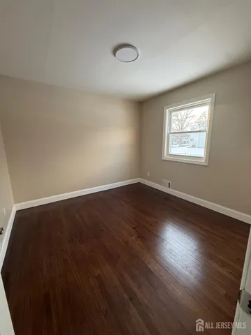 $595,000 | 1290 East Barkley Place, North Brunswick, NJ 08902