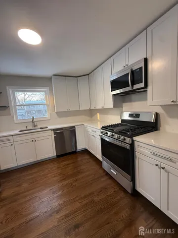 $595,000 | 1290 East Barkley Place, North Brunswick, NJ 08902