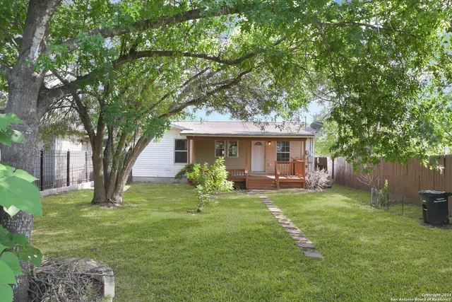 $1,490 | 727 John Adams Drive, San Antonio, TX 78228