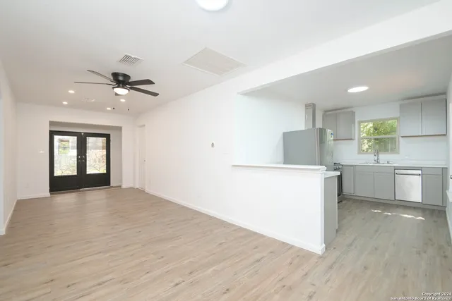 $1,490 | 727 John Adams Drive, San Antonio, TX 78228