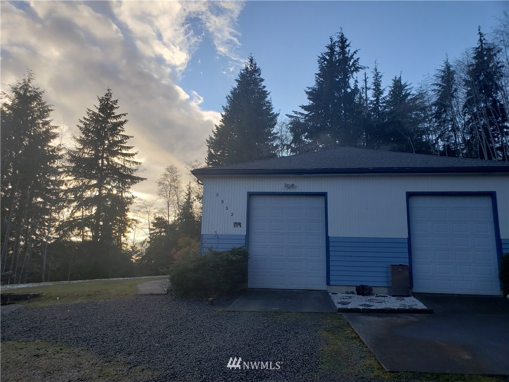 3952 Aberdeen Lake Road Aberdeen, WA 98520 - Photo 2 of 25 Gallery Image 2