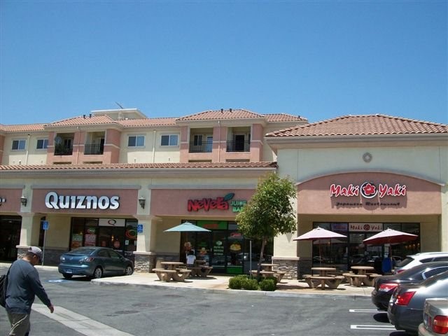 125 North Montebello Boulevard Montebello, CA 90640 - Photo 4 of 6 a store with outdoor seating area