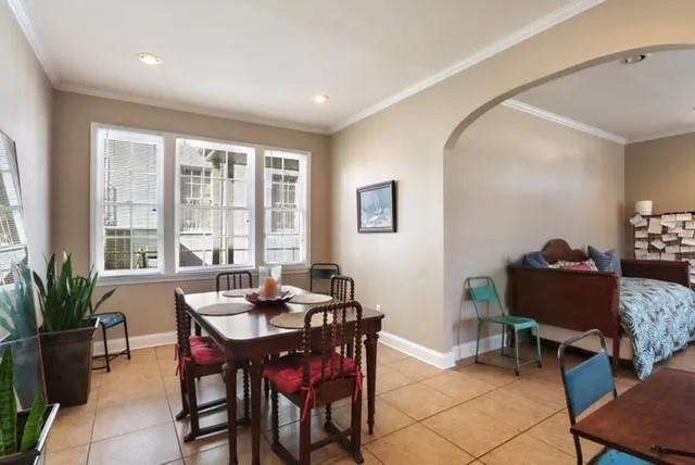 $2,400 | 5526 South Claiborne Avenue, New Orleans, LA 70125