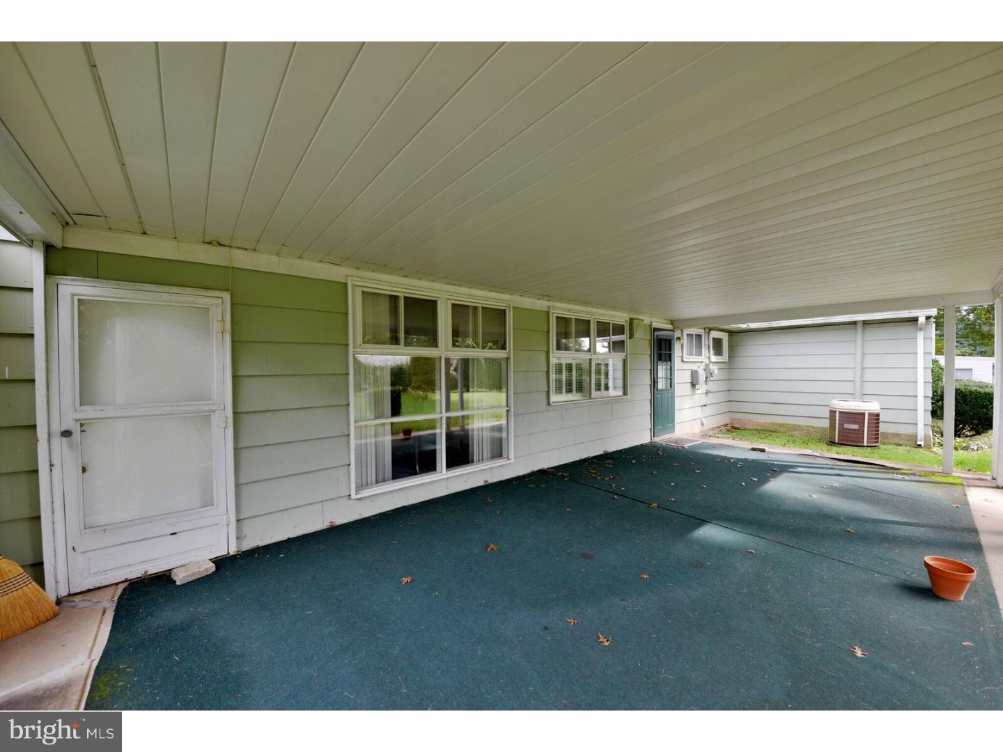 748 Elizabeth Road Abington, PA 19046 - Photo 17 of 20 Gallery Image 17